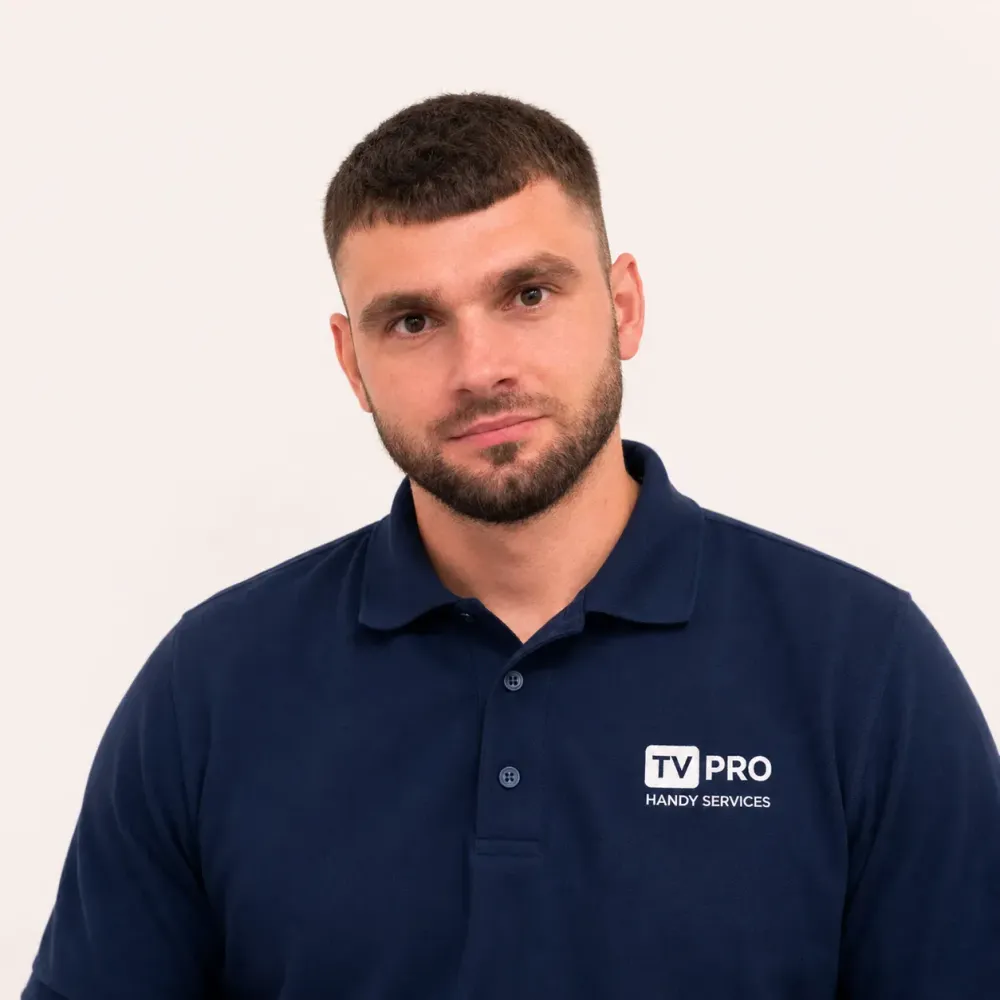 Ivan L.